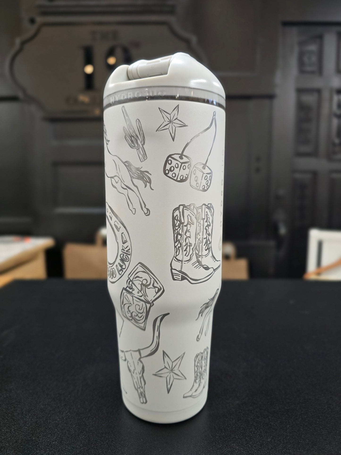 Full Wrap Engrave - Linen Hydrojug 32oz Ease2o