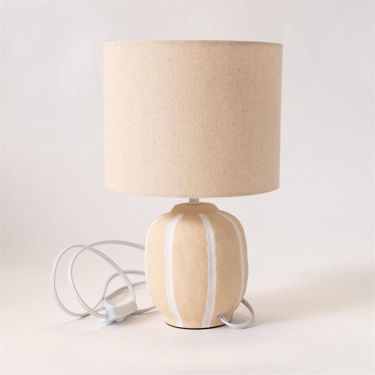 Lamp - Sandy Round, White Stripes, With Shade