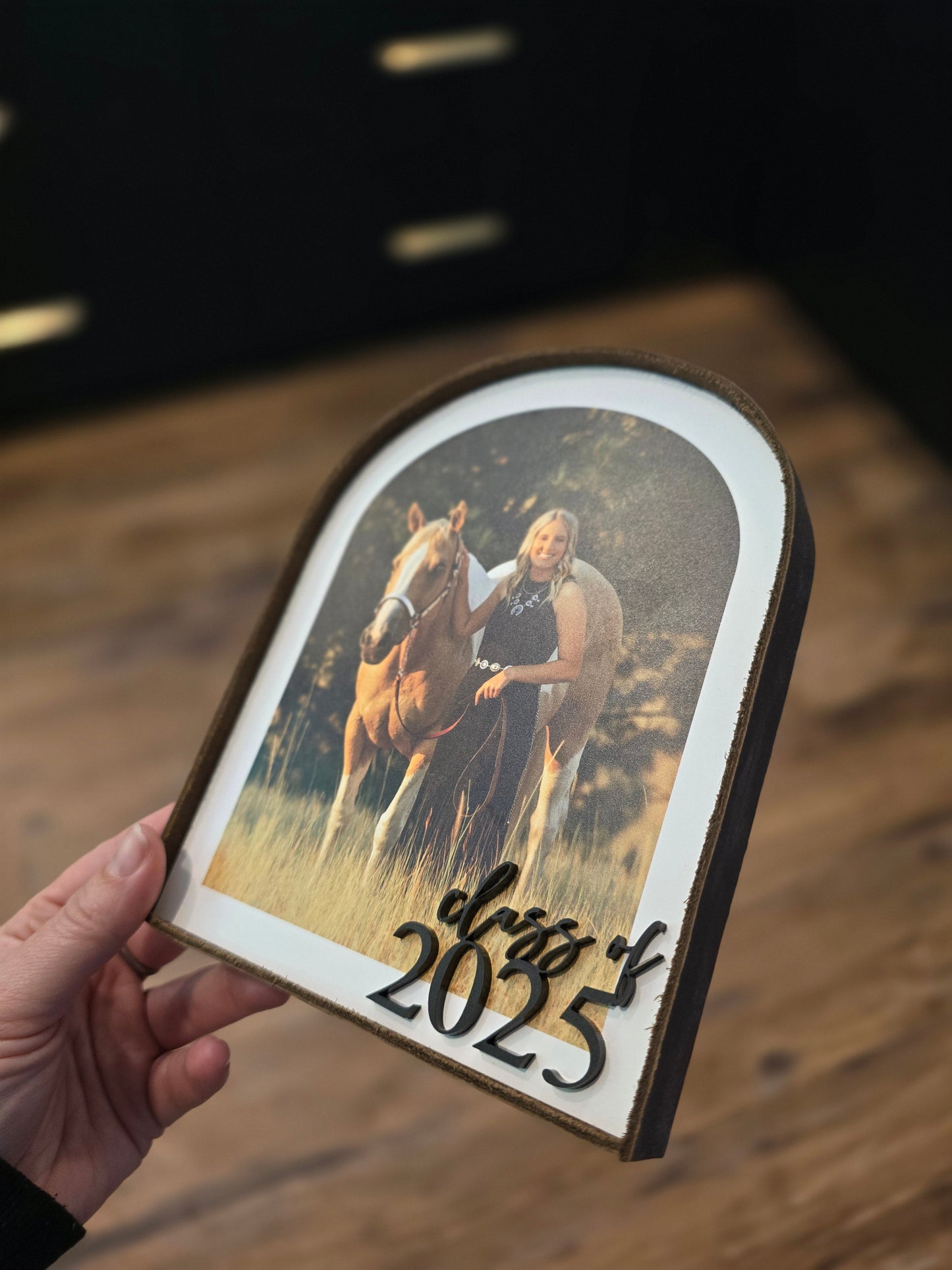 2025 Graduation Photo Frame - Arch Photo With Leather Border