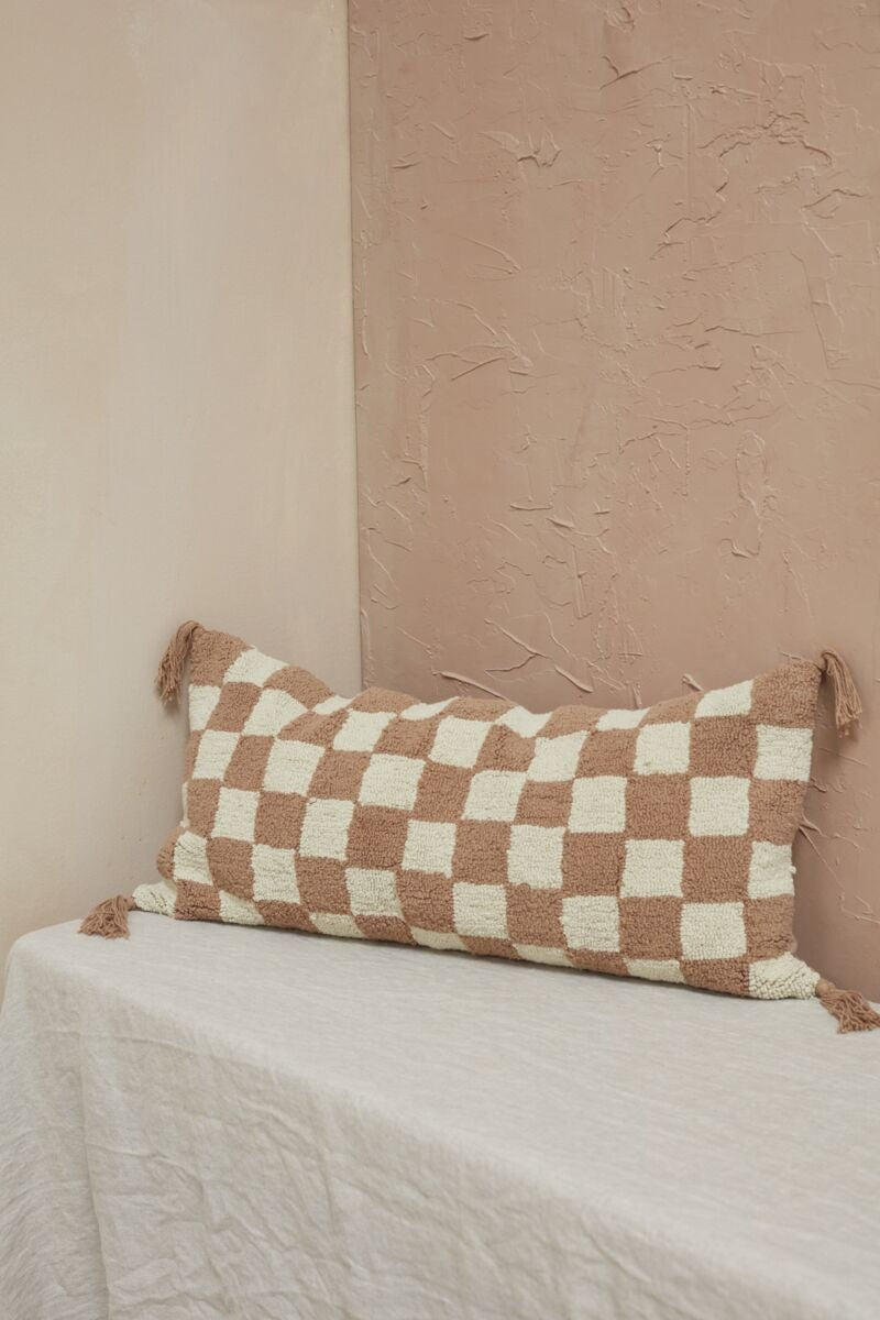 Pillows & Throws