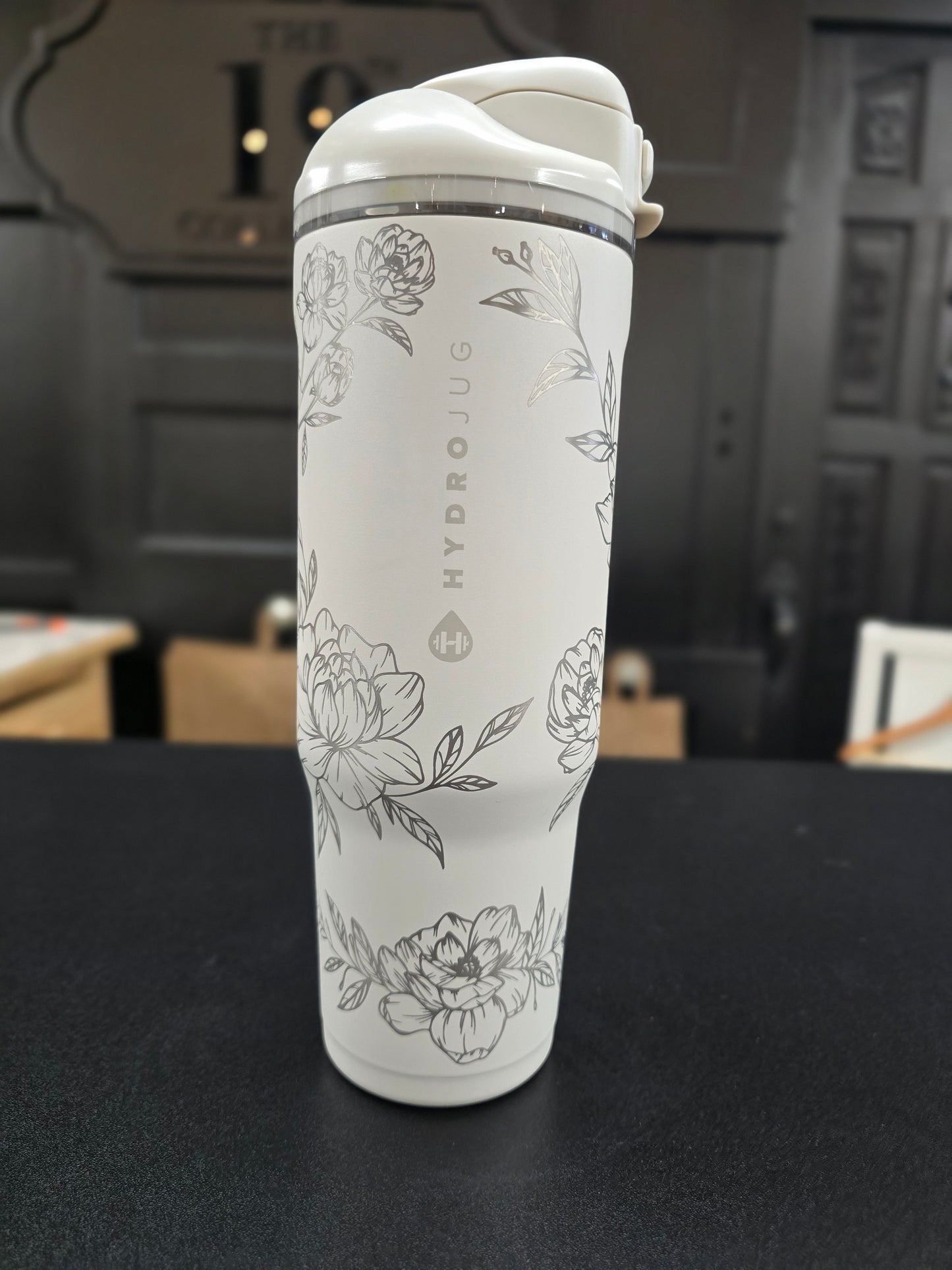 Full Wrap Engrave - Linen Hydrojug 32oz Ease2o