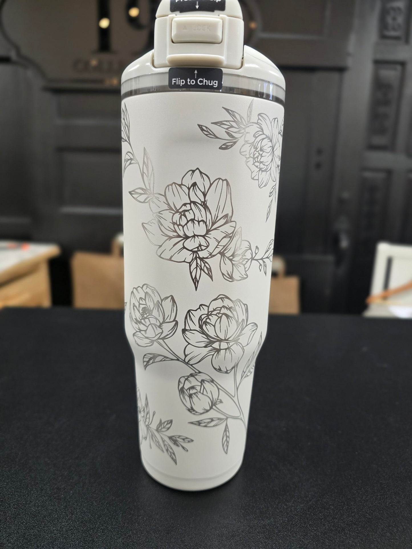 Full Wrap Engrave - Linen Hydrojug 32oz Ease2o