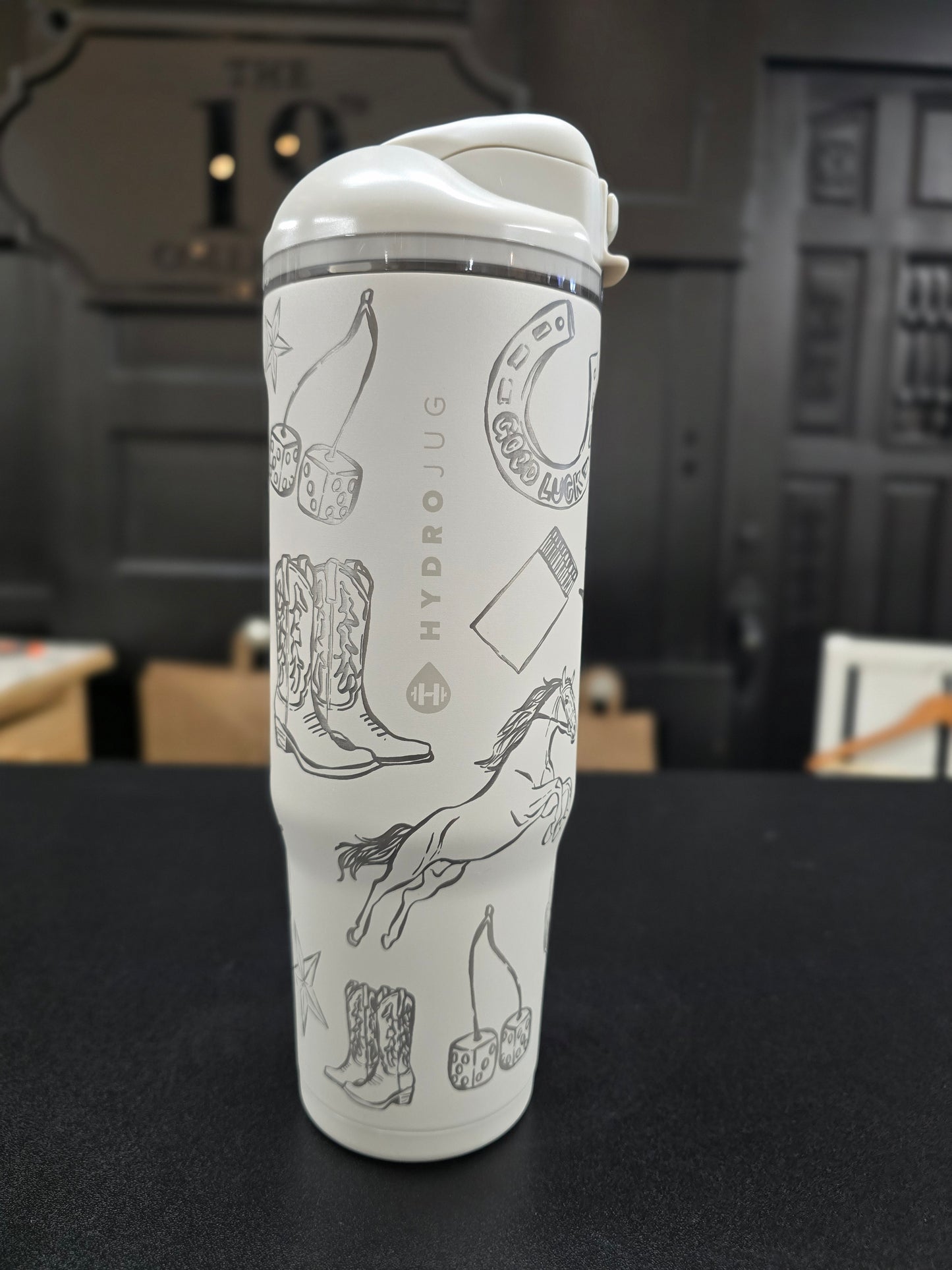 Full Wrap Engrave - Linen Hydrojug 32oz Ease2o
