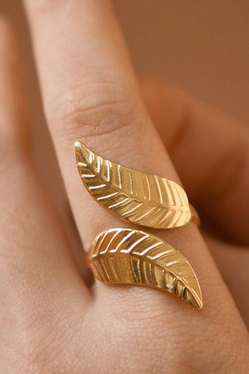 18K Gold Plated Waterproof Stainless Steel Ring - 7939