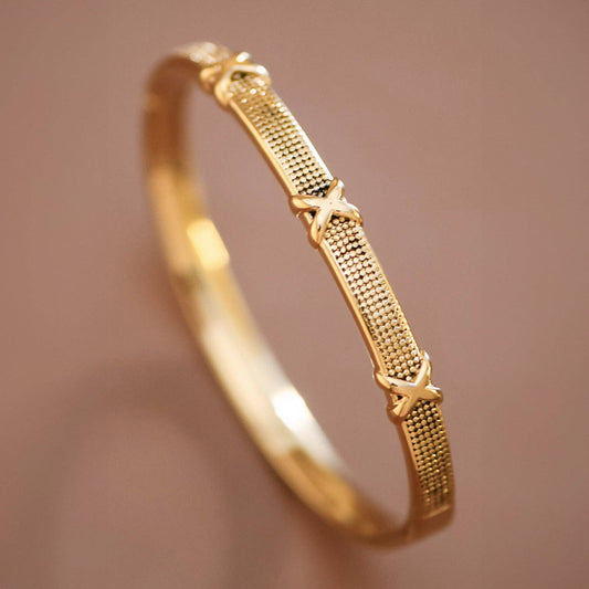 18K Gold Plated Waterproof Stainless Steel Bangle - 7609