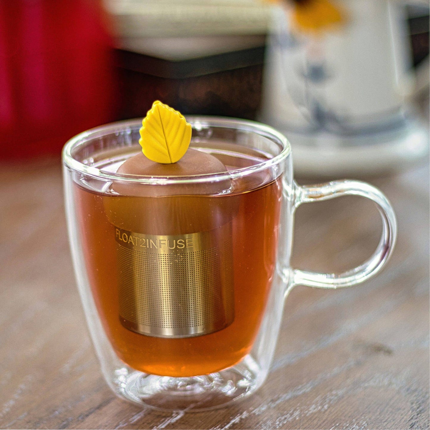 Yellow Fall Leaf | Floating Tea Infuser | Light Brown Base
