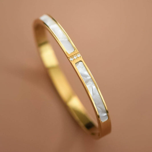 18K Gold Plated Waterproof Stainless Steel Bangle - 7493