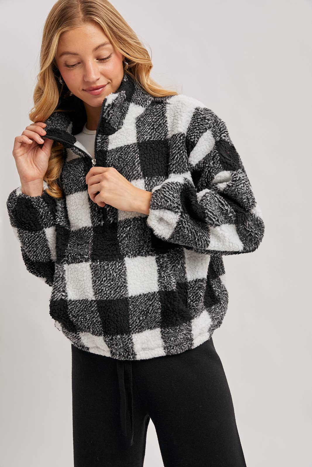 PLAID QUARTER ZIP HIGH COLLAR FLEECE PULLOVER