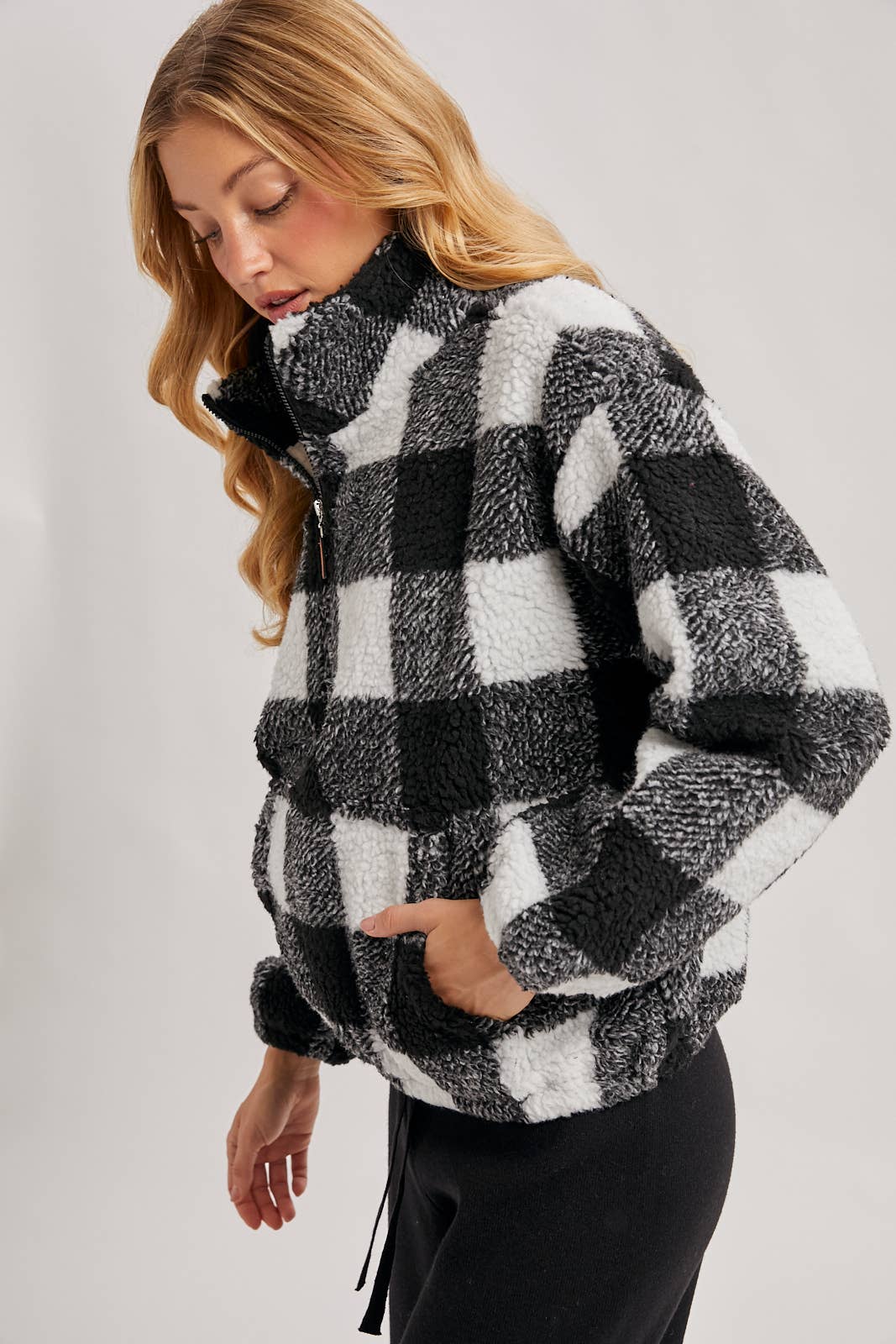 PLAID QUARTER ZIP HIGH COLLAR FLEECE PULLOVER