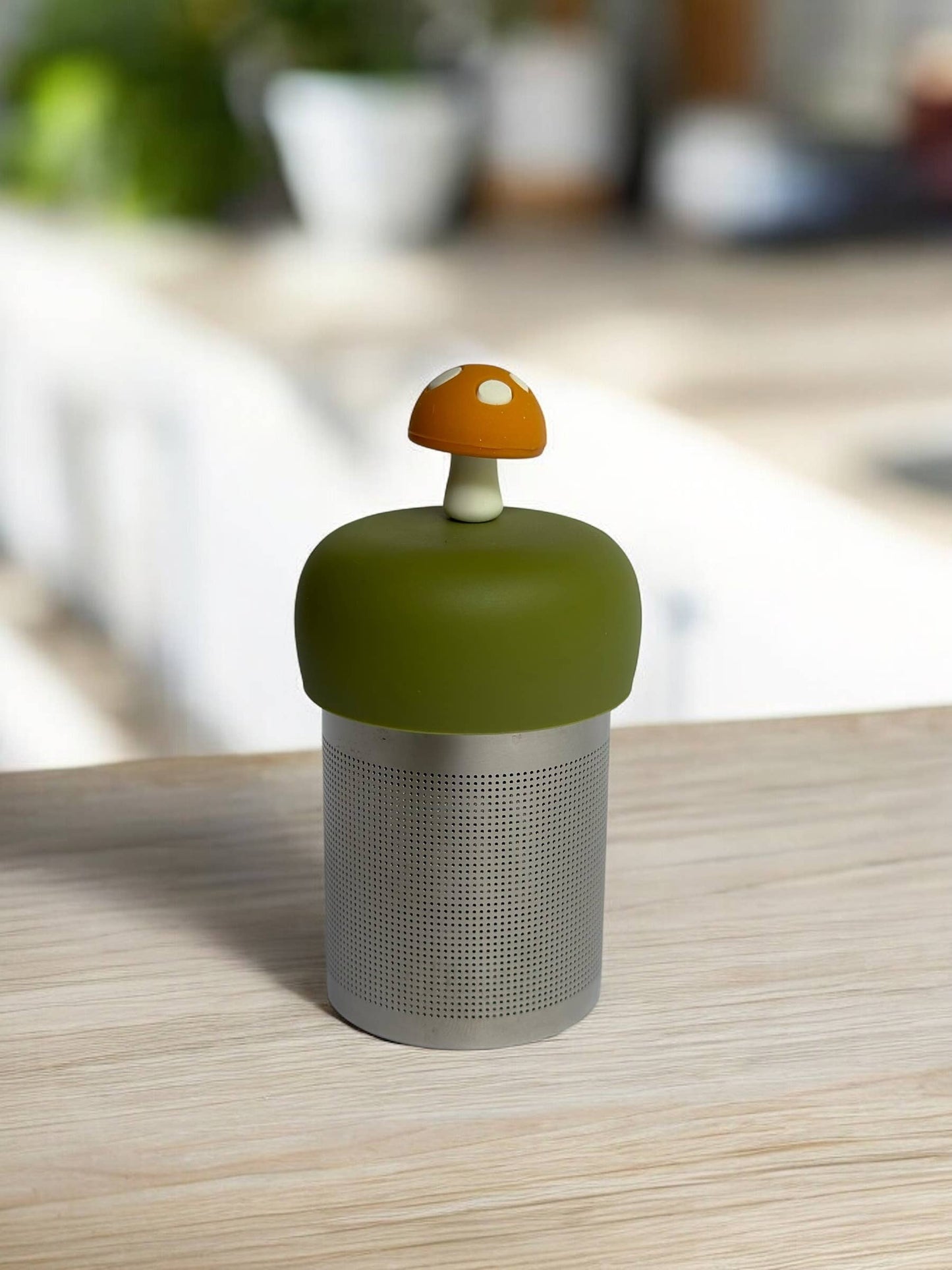 Mushroom | Floating Tea Infuser | Green Base | Yellow
