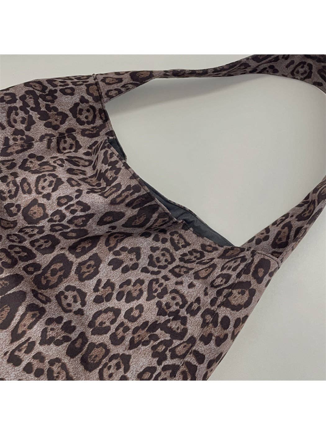 Cosbai - Leopard Print Tote Shoulder Bag