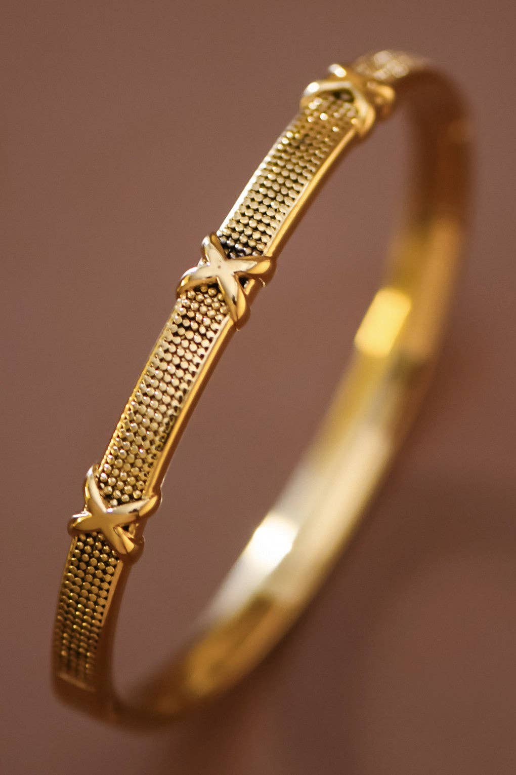 18K Gold Plated Waterproof Stainless Steel Bangle - 7609