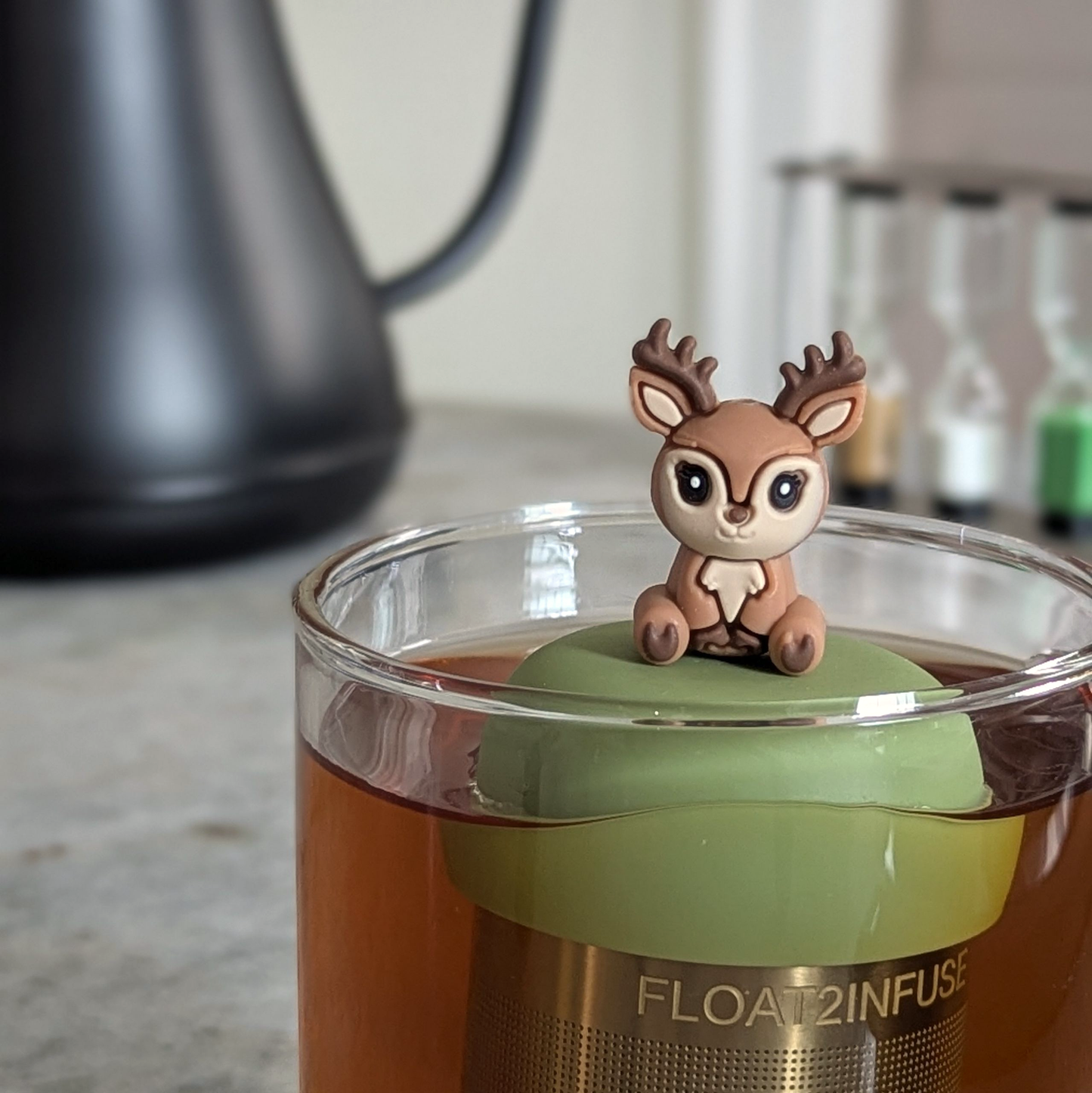 Deer | Floating Tea Infuser | Green Base | Brown Deer
