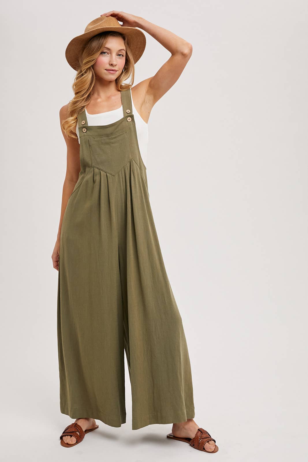 FLOWY WIDE LEG OVERALL JUMPSUIT