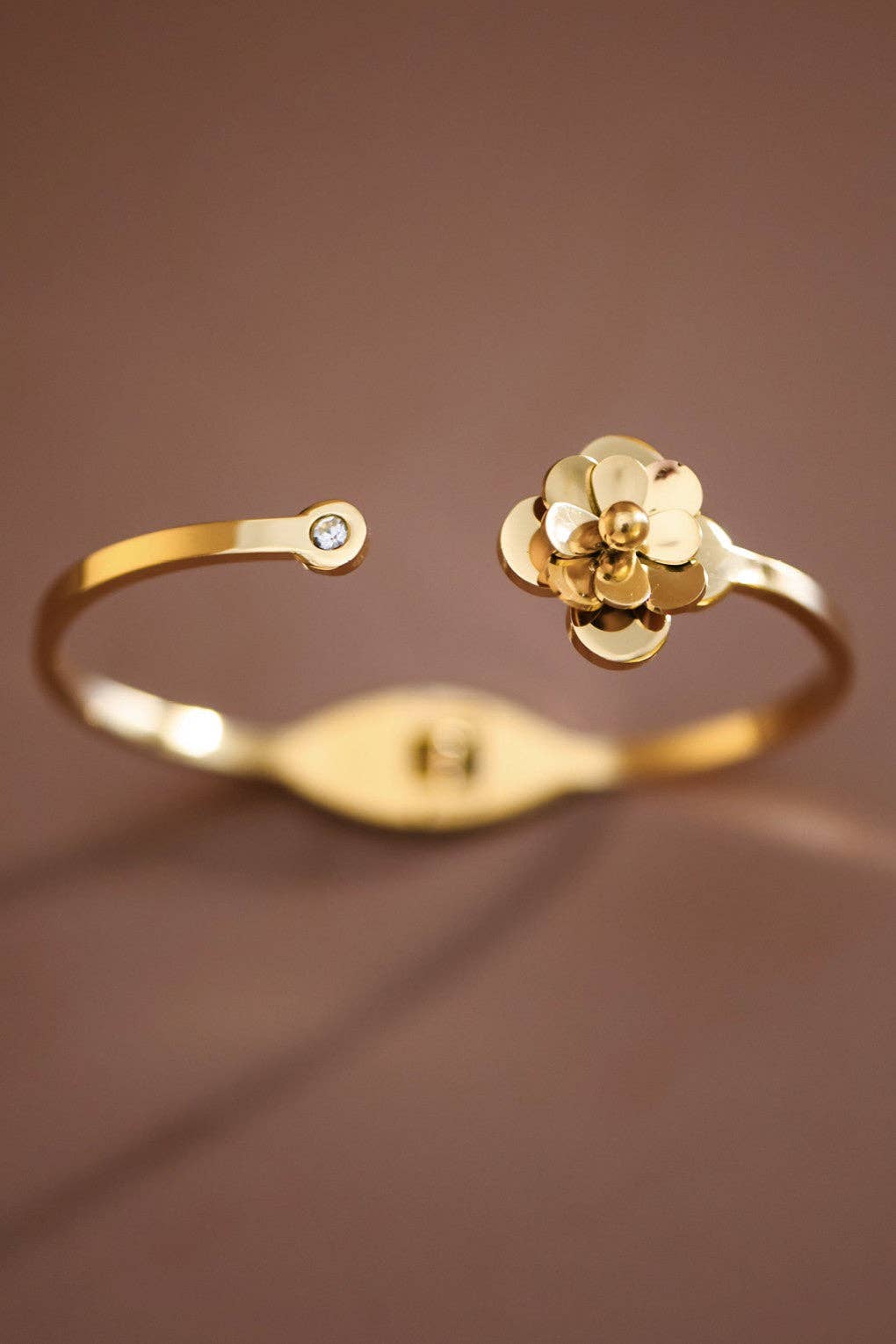 18K Gold Plated Waterproof Stainless Steel Cuff - 7618