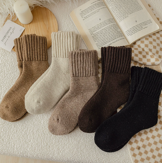 Chunky Knit Winter Essential Socks