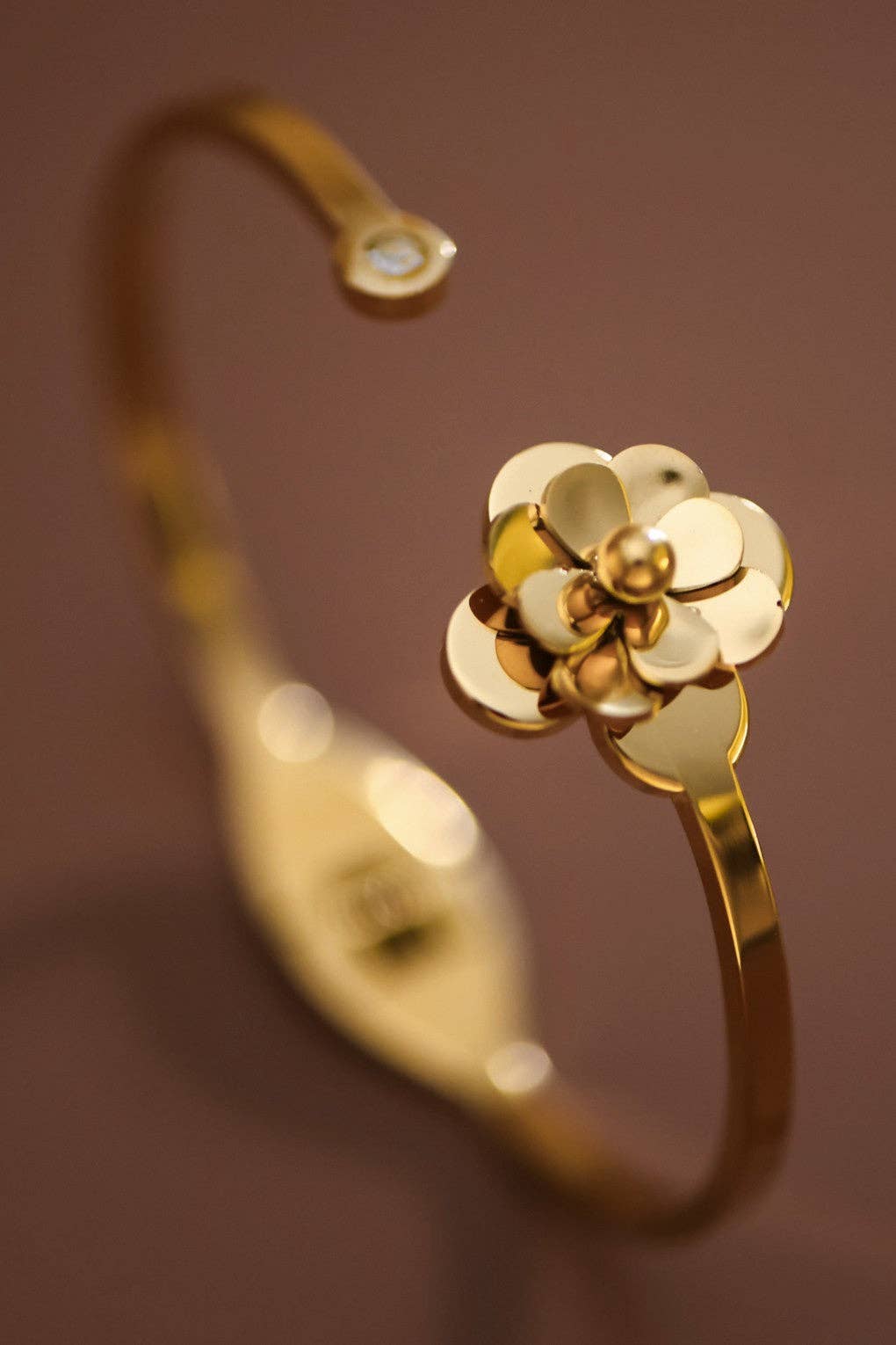 18K Gold Plated Waterproof Stainless Steel Cuff - 7618
