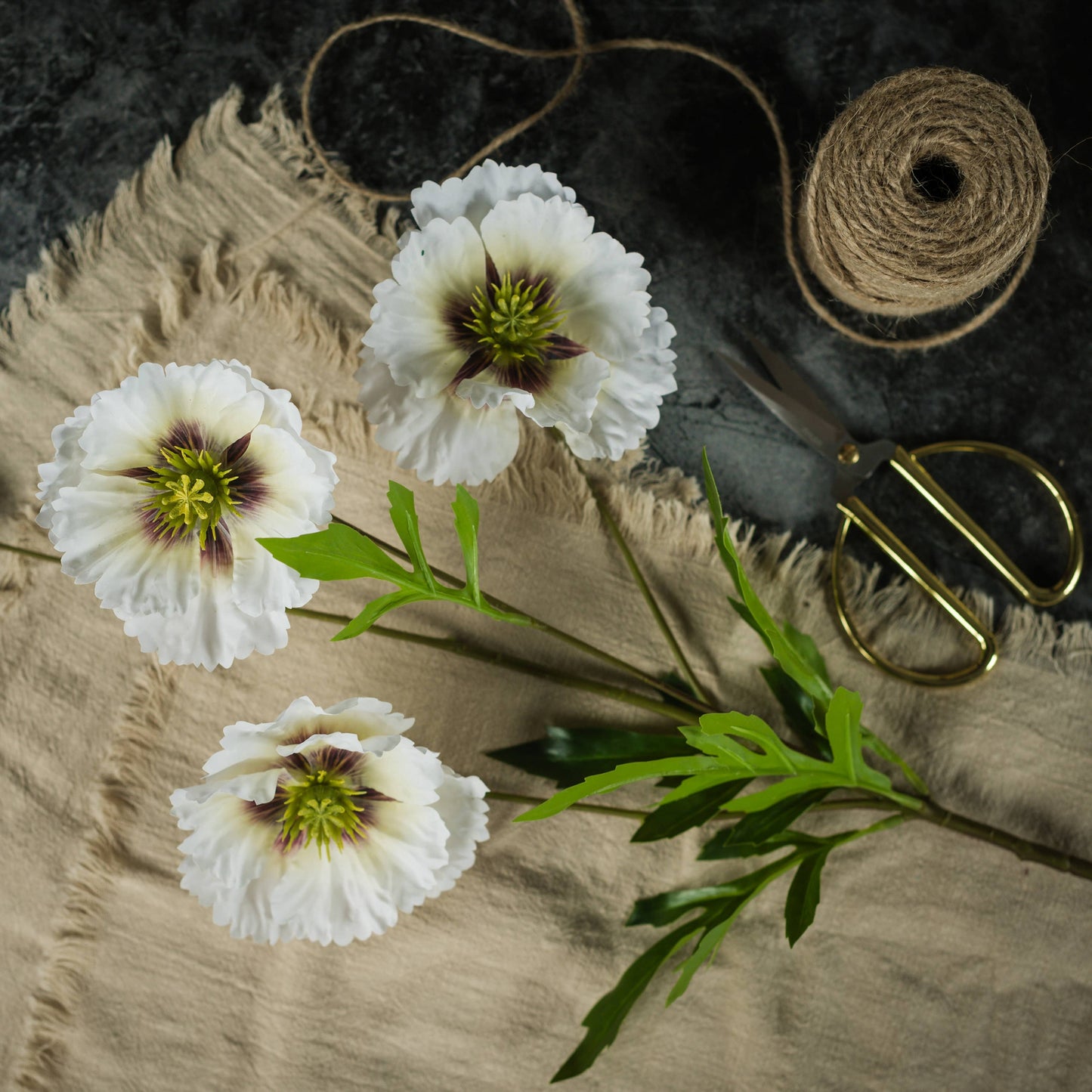27" WHITE POPPY SPRAY
