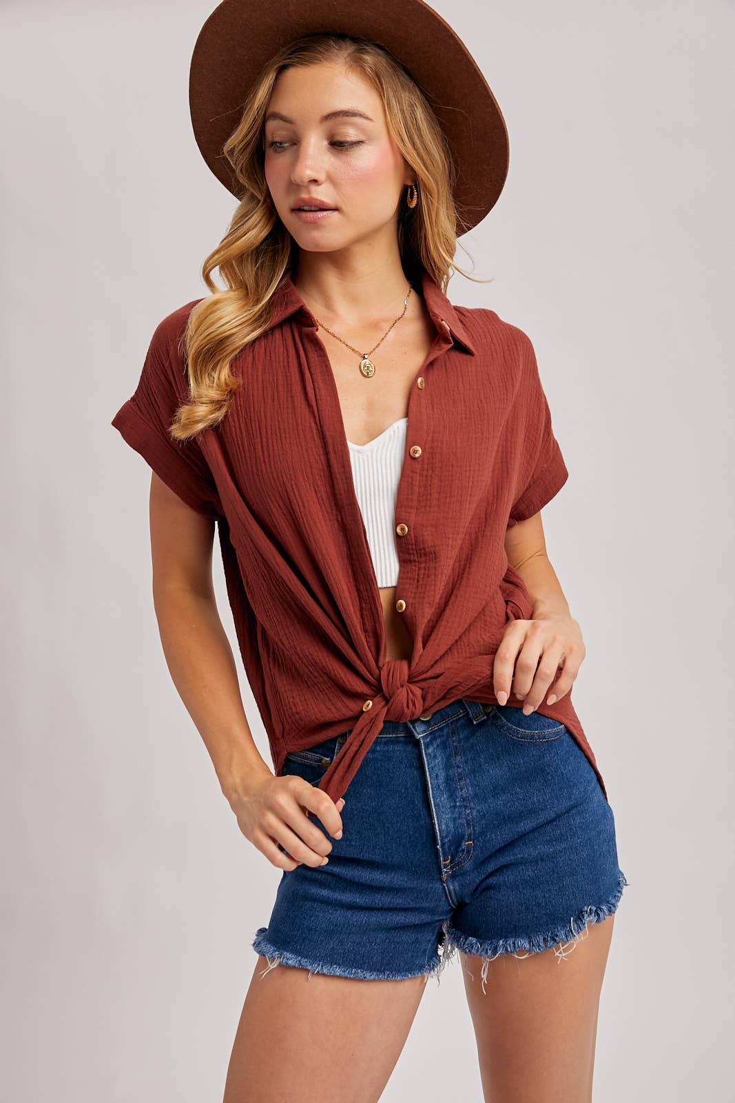 ESSENTIAL BUTTON UP COTTON SHIRT
