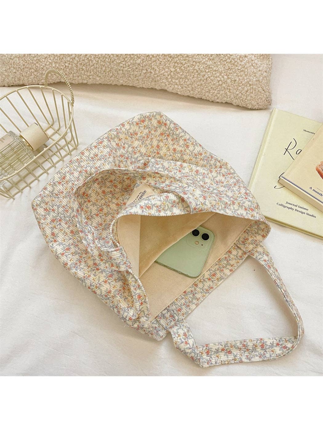 Cosbai - Vintage Floral Everyday Tote