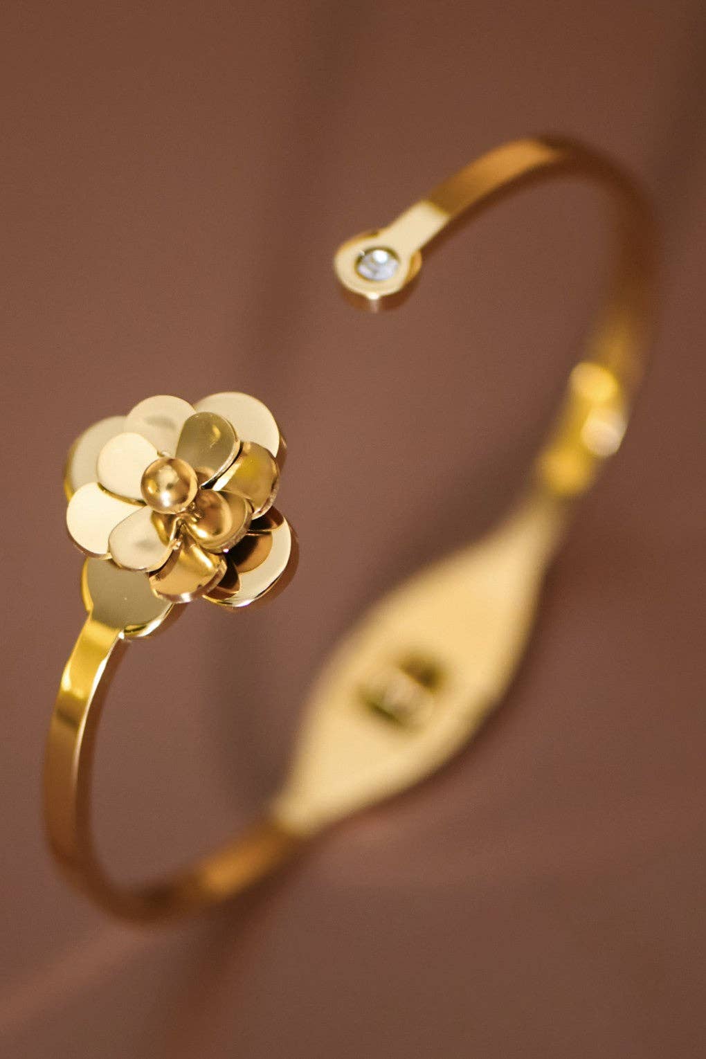 18K Gold Plated Waterproof Stainless Steel Cuff - 7618