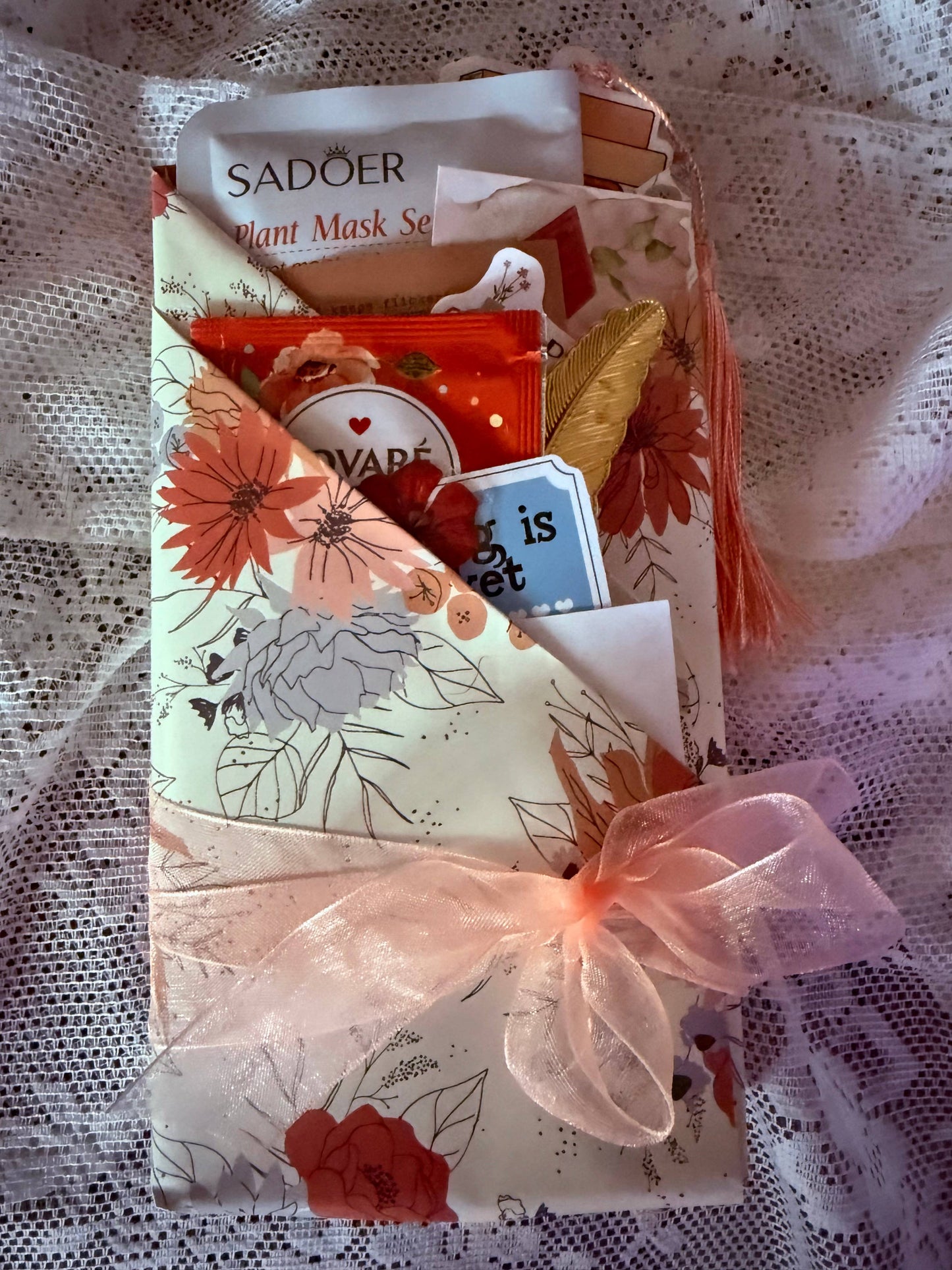 Blind Date with a Book (Deluxe) -Large PB- Romance/RomCom