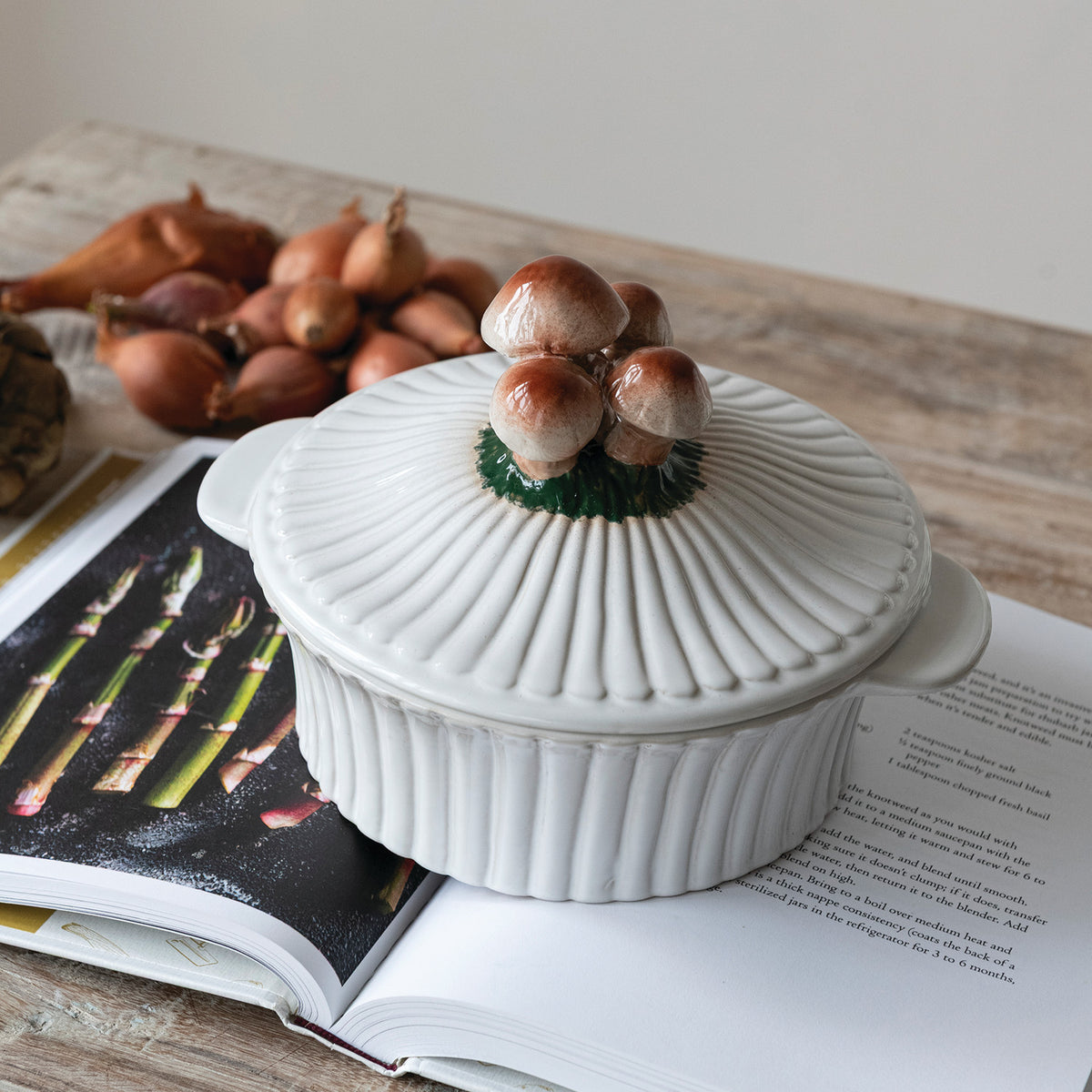Stoneware Mushroom Baker - 24oz