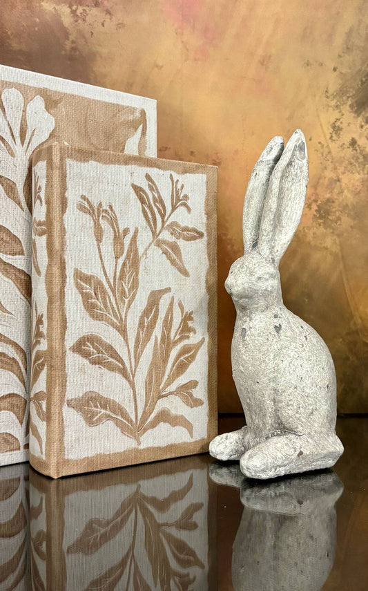 10"H WILLOW WEATHERED RABBIT