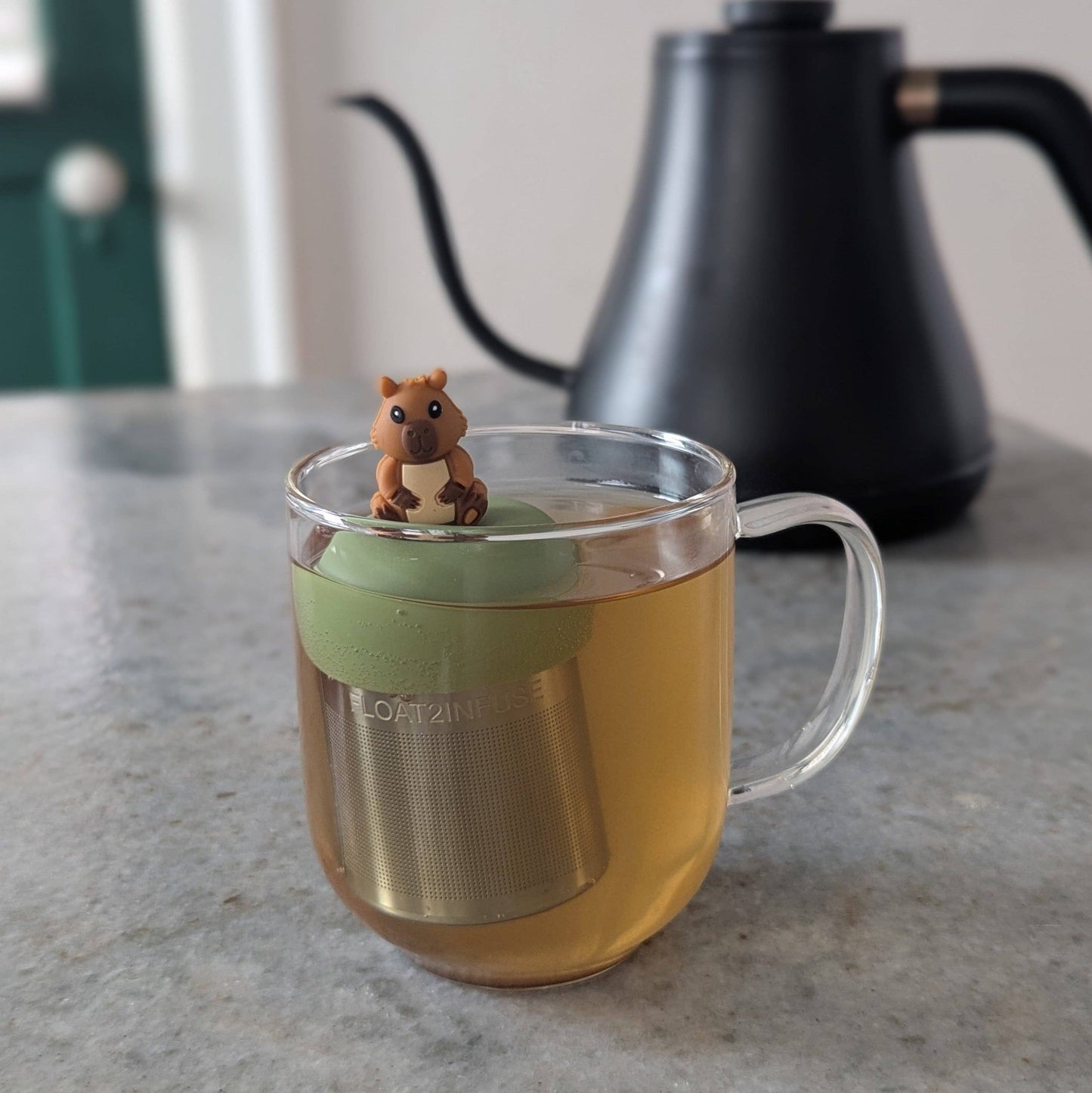 Capybara | Floating Tea Infuser | Green Base | Brown