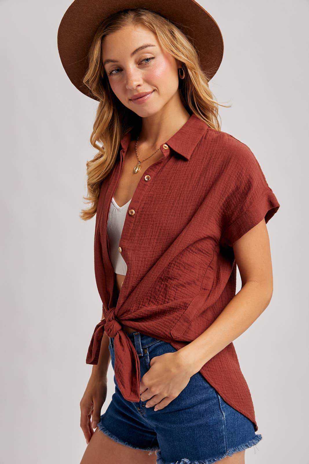 ESSENTIAL BUTTON UP COTTON SHIRT